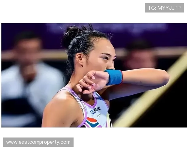 中国女排逆袭战胜强敌，成功挺进世界杯四强，晋级之路充满挑战