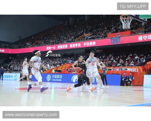 中国男篮奋勇拼搏力克对手 取得世界杯八强席位 创历史新突破