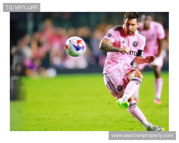 《欧洲足坛最新动态:梅西伤情更新 巴萨签约新援前景广阔》 《欧洲足坛最新动态:梅西伤情更新 巴萨签约新援前景广阔》