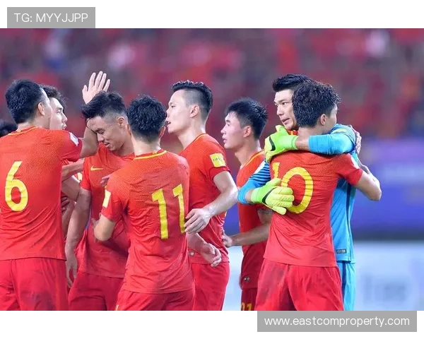 中国足球队备战世界杯预选赛强敌,主帅表示全力以赴争取胜利 中国足球队备战世界杯预选赛强敌,主帅表示全力以赴争取胜利