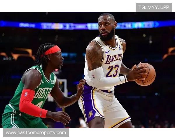 湖人队迎战凯尔特人队詹姆斯与杜兰特再次对决引爆全场激情